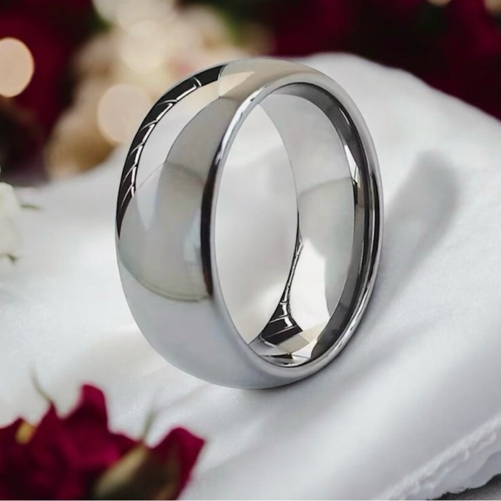 Men's Titanium Wedding Band Ring 8mm Silver Tone NWT